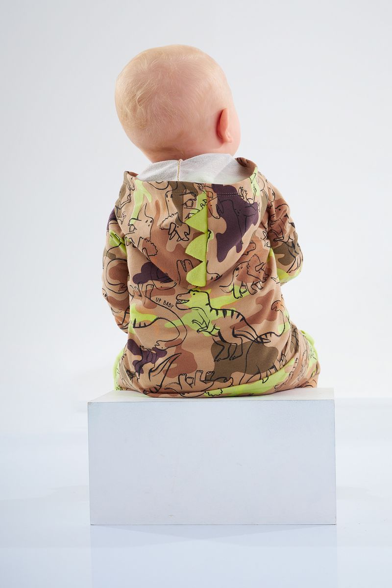 Up-Baby---Macacao-Longo-de-Dinossauro-com-Escamas-para-Bebe-Menino-Marrom