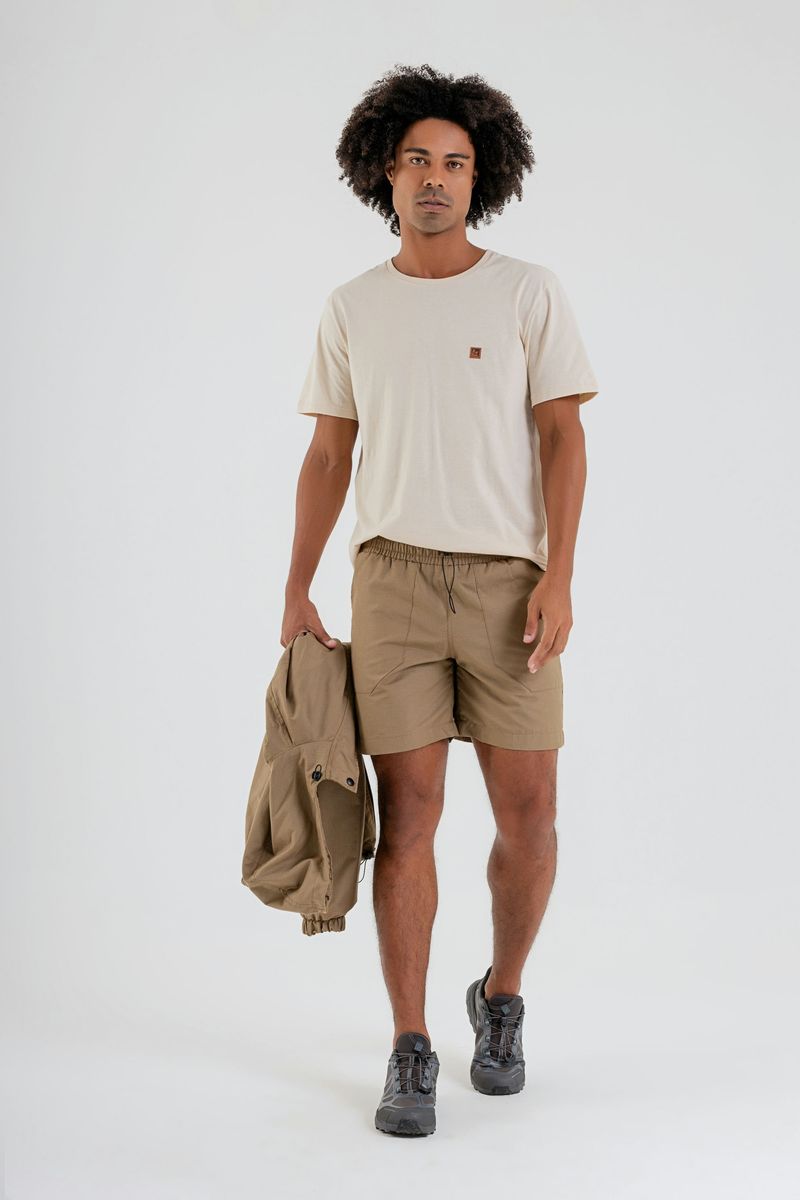 Bermuda-Masculina-em-Tecido-Corta-Vento