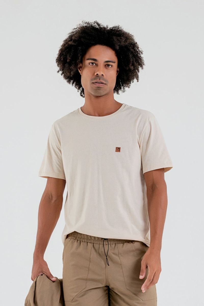 Bermuda-Masculina-em-Tecido-Corta-Vento