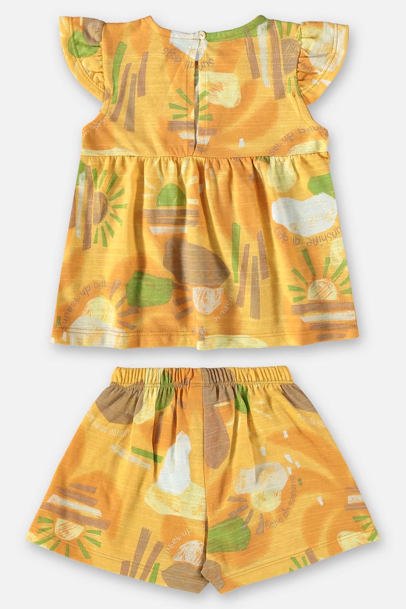 Conjunto-para-Bebe-Menina-com-Bata-e-Short--Amarelo--Up-Baby