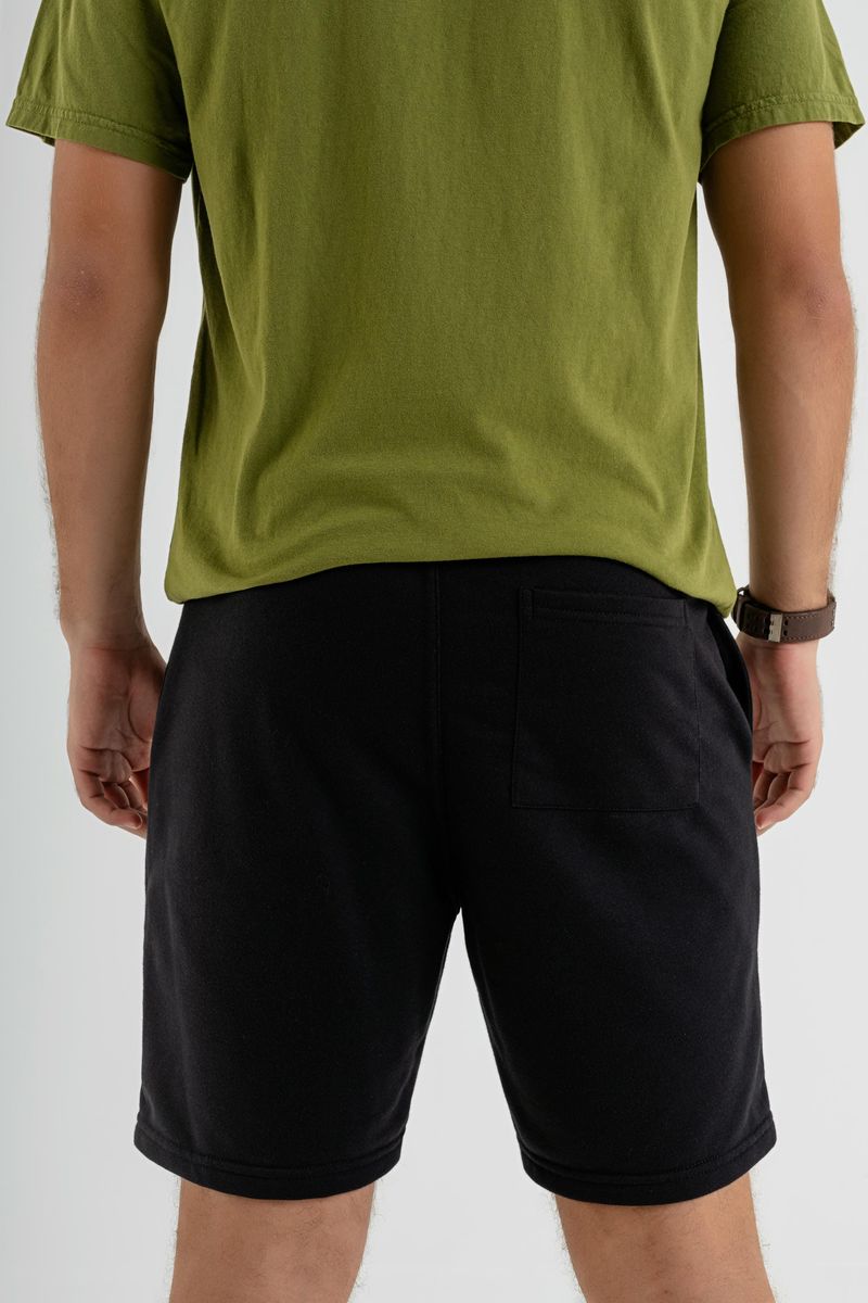 Bermuda-Masculina-em-Moletom-Preto