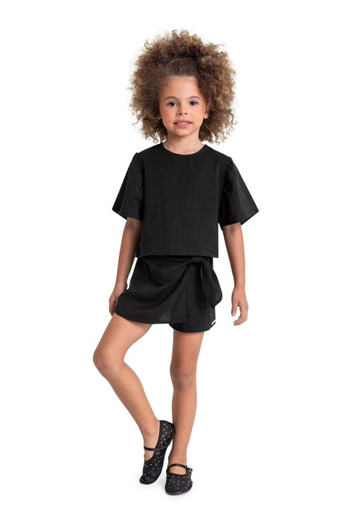 Conjunto Infantil com Cropped e Short-Saia em Tecido para Menina (Preto) Quimby