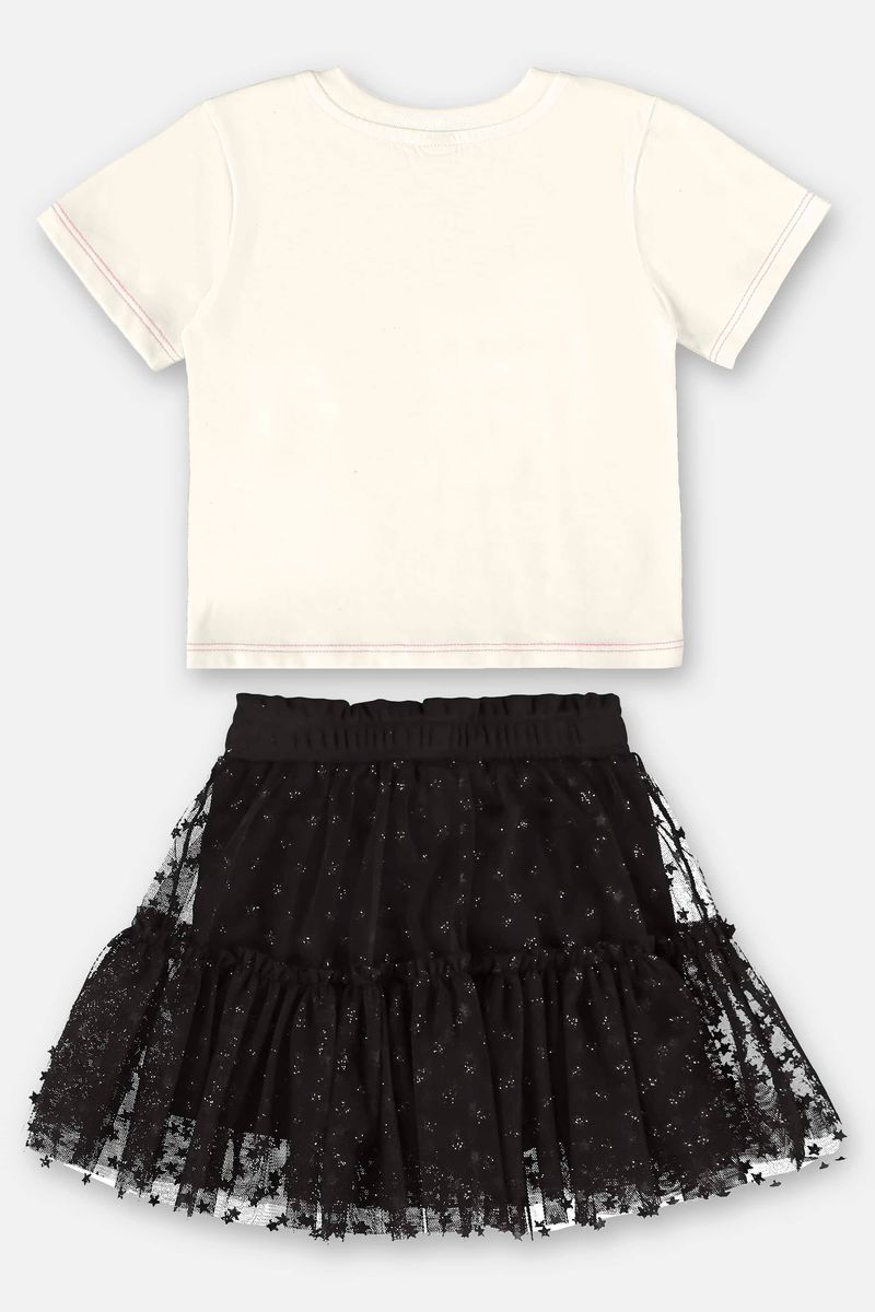 conjunto-infantil-com-blusa-e-shorts-com-saia-bege