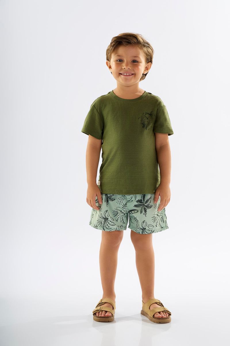 conjunto-infantil-para-menino-com-camiseta-e-short-verde