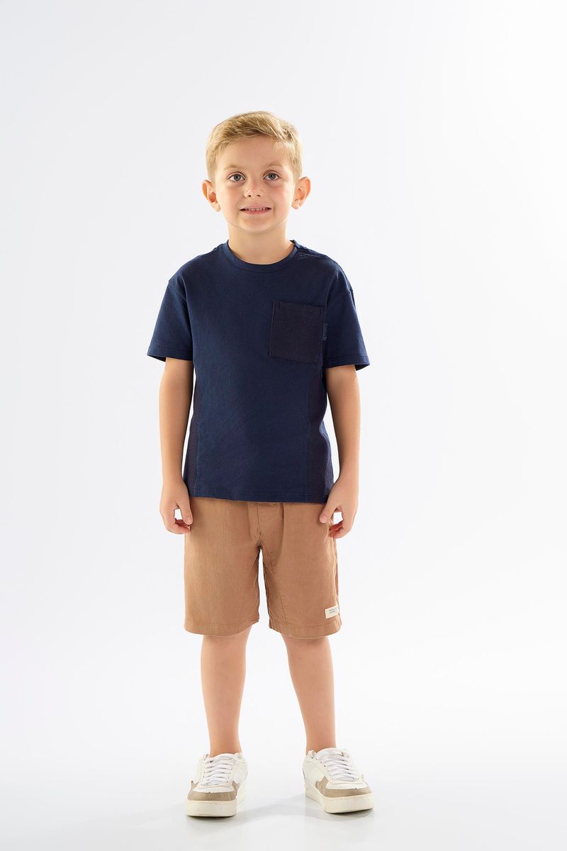 conjunto-infantil-para-meninos-com-camiseta-e-bermuda-azul