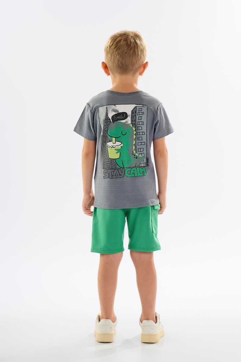 conjunto-infantil-com-camiseta-e-bermuda-cinza