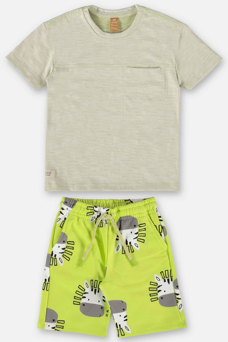 conjunto-infantil-com-camiseta-e-bermuda-para-menino-verde