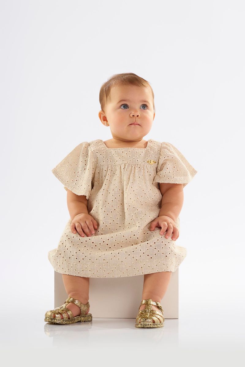 vestido-para-bebe-em-laise-forrado-off-white