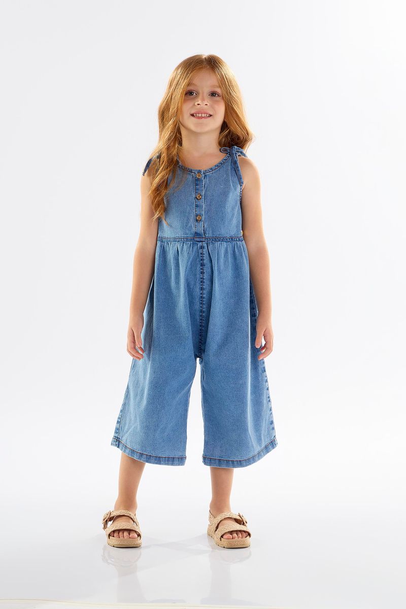 jardineira-infantil-para-menina-em-jeans-com-elastano-azul