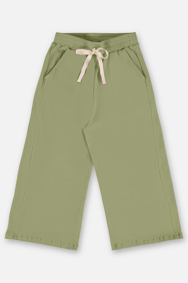 conjunto-infantil-para-menina-com-blusa-e-calca-nature-verde