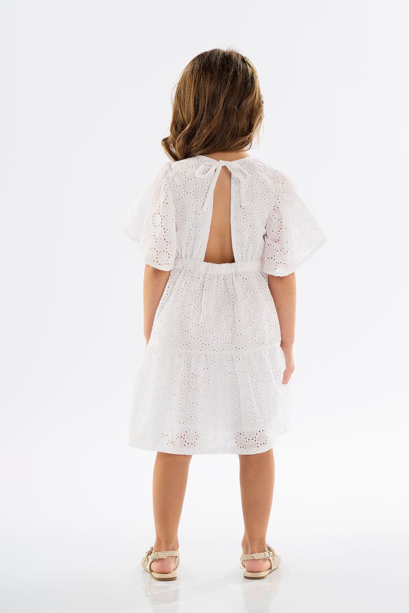 vestido-infantil-em-laise-com-forro-branco