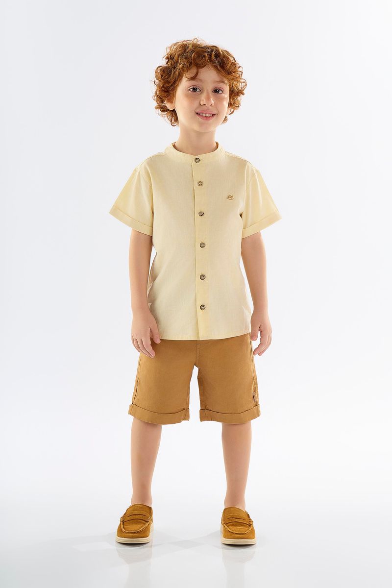 conjunto-infantil-para-menino-com-bata-e-bermuda-amarelo