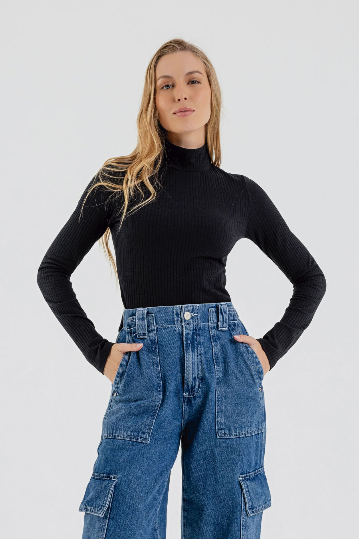 Blusa Básica Manga Longa Feminina Adulto (Preto) Just Basic