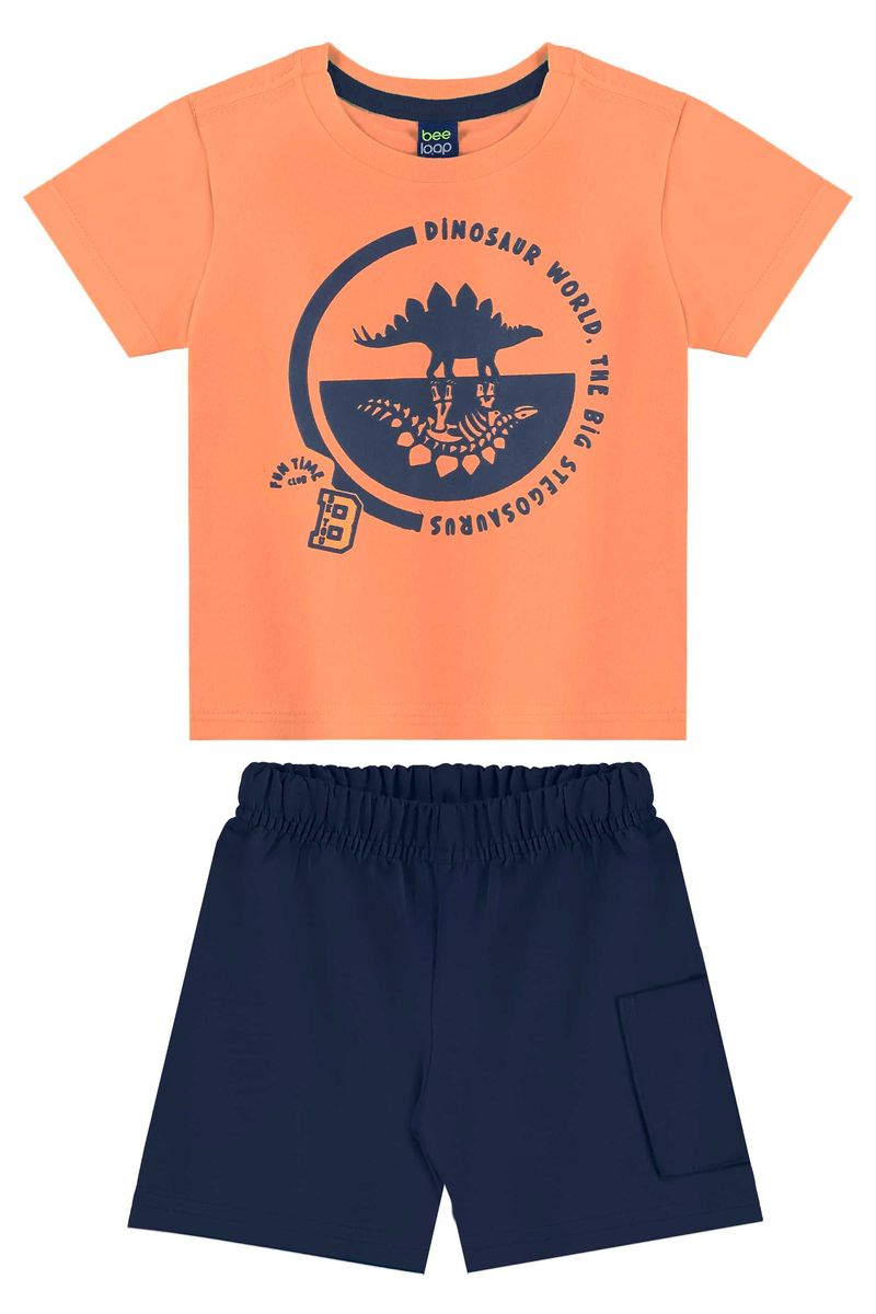 Conjunto-infantil-para-menino-traz-camiseta-com-estampa-de-dinossauro-3D-e-bermuda-com-elastico-na-cintura-e-bolso-lateral.