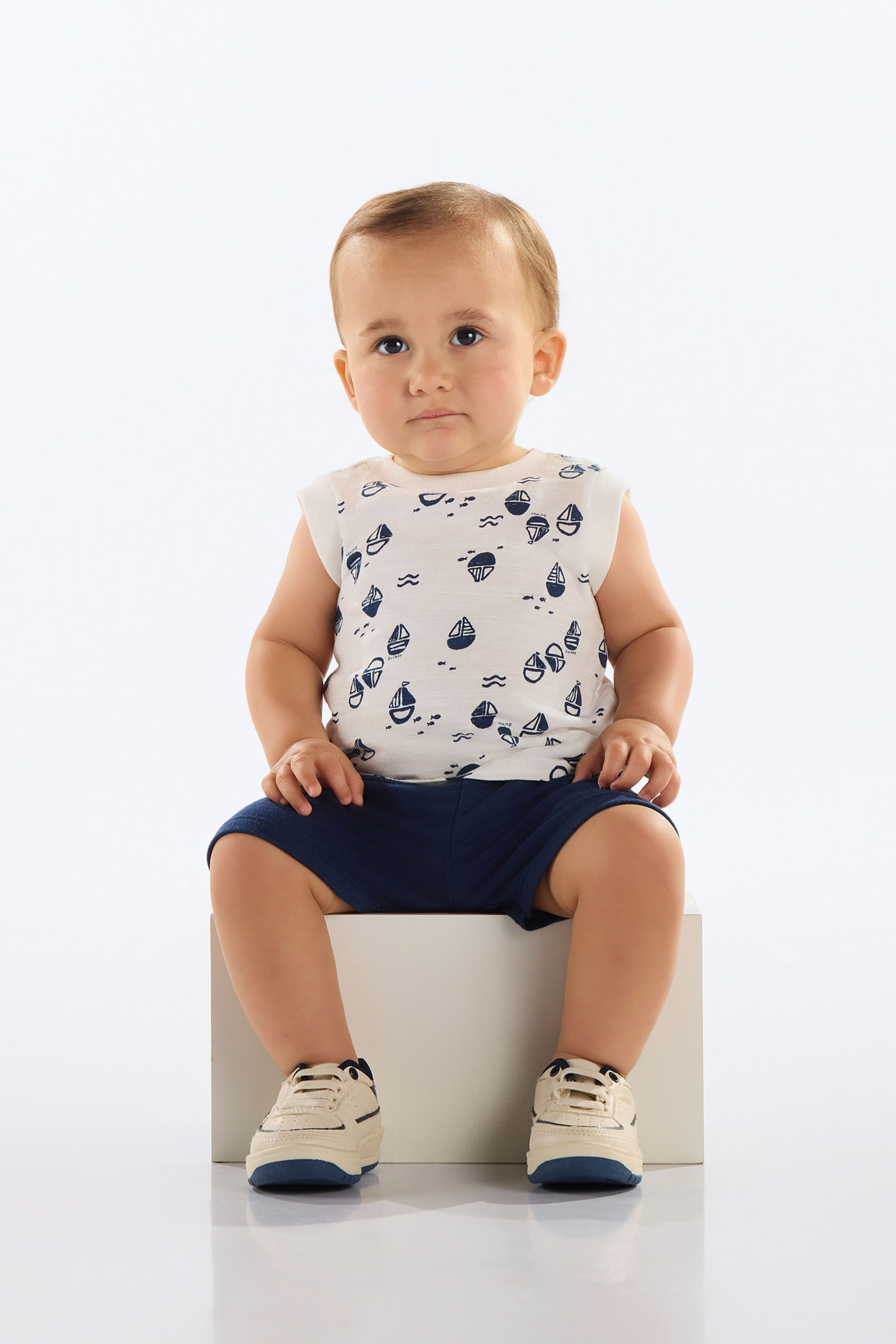 Conjunto com Regata e Bermuda para Bebê (Off White) Quimby