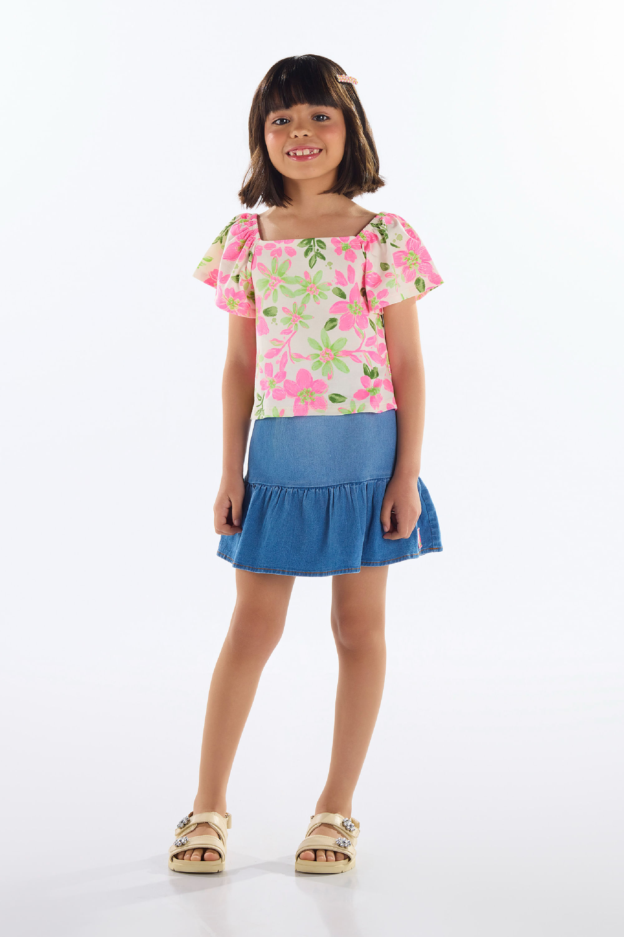 Conjunto com Blusa e Saia Jeans Infantil (Rosa) Quimby