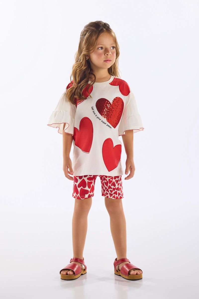 conjunto-infantil-com-bata-e-bermuda-ciclista-de-coracoes-off-white-up-baby