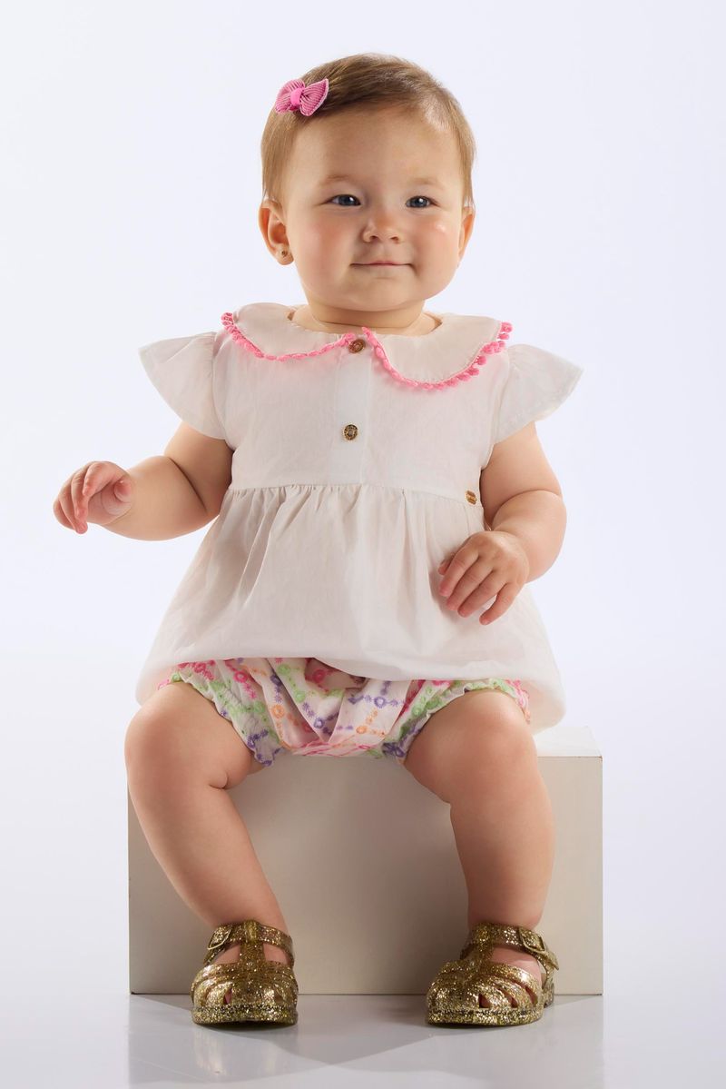 conjunto-com-blusa-e-calcinha-em-laise-para-bebe-menina-off-white-up-baby