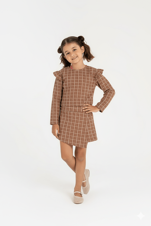 Conjunto Infantil Feminino com Blusa e Short-Saia (Marrom) Guloseima