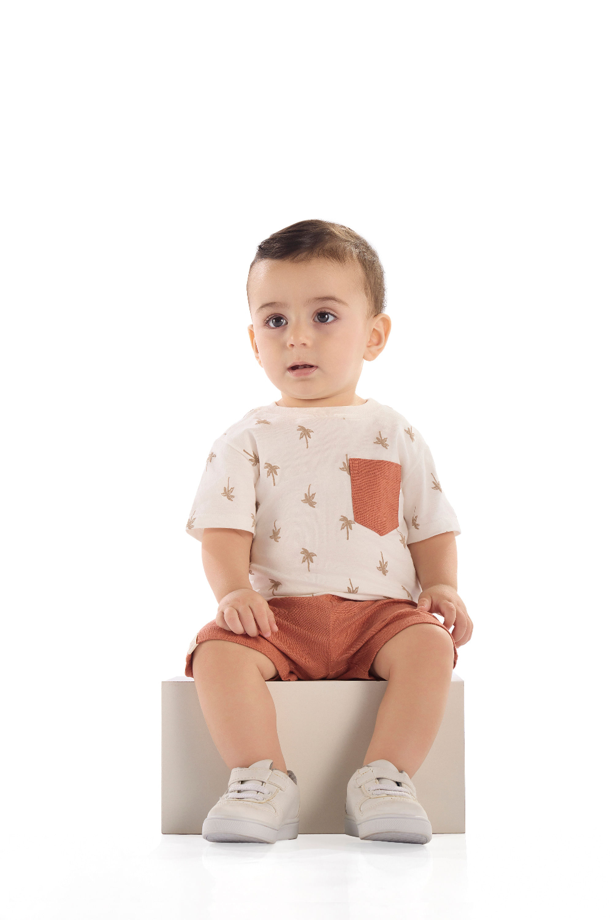 Conjunto Bebê Menino com Camiseta Estampada e Bermuda (Off White) Quimby