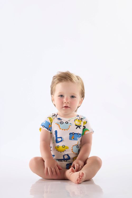 Macaquinho para Bebê Menino em Suedine Essentials (Off White) Up Baby