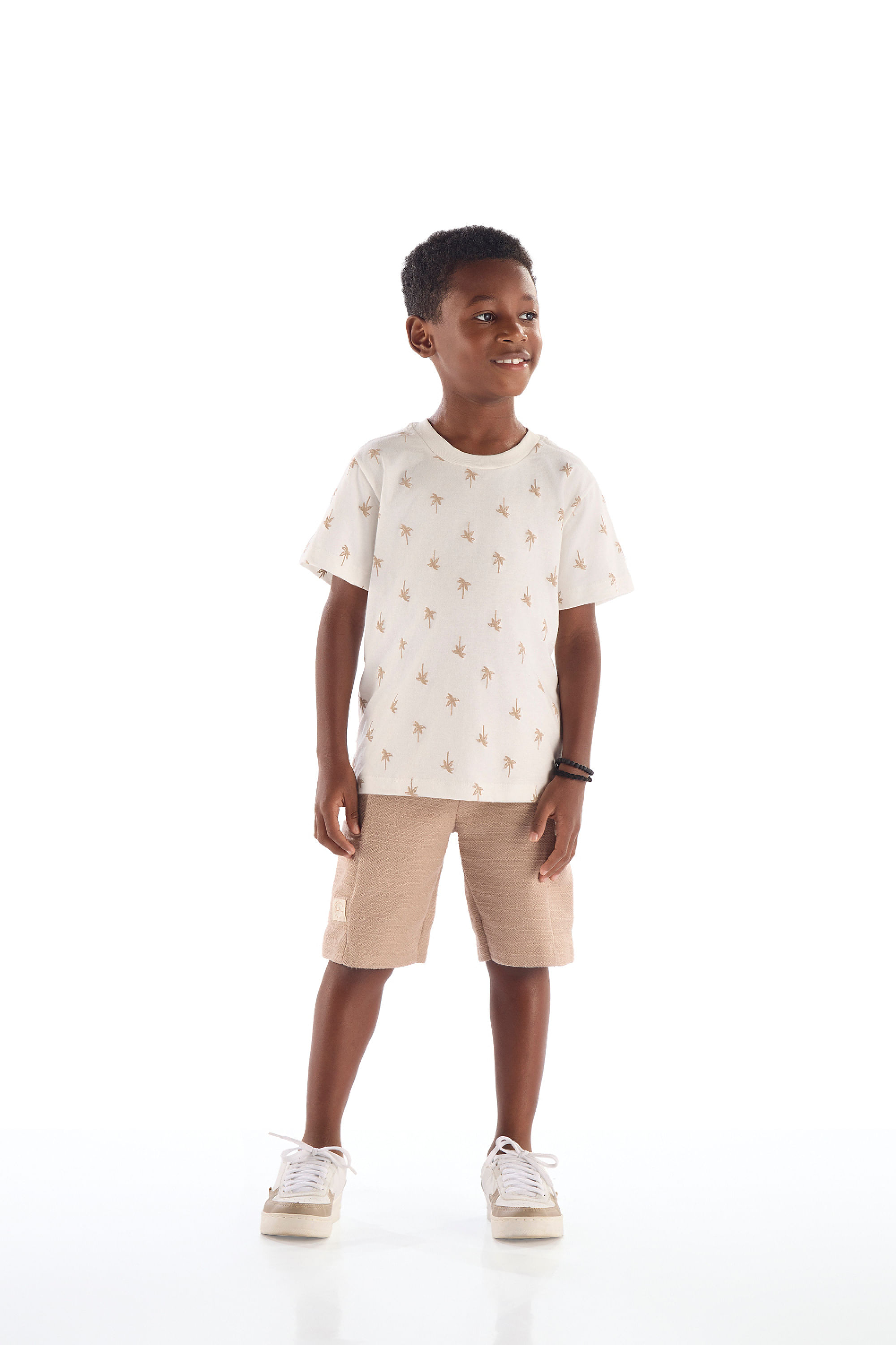 Conjunto Infantil Camiseta Estampada e Bermuda (Off White) Quimby