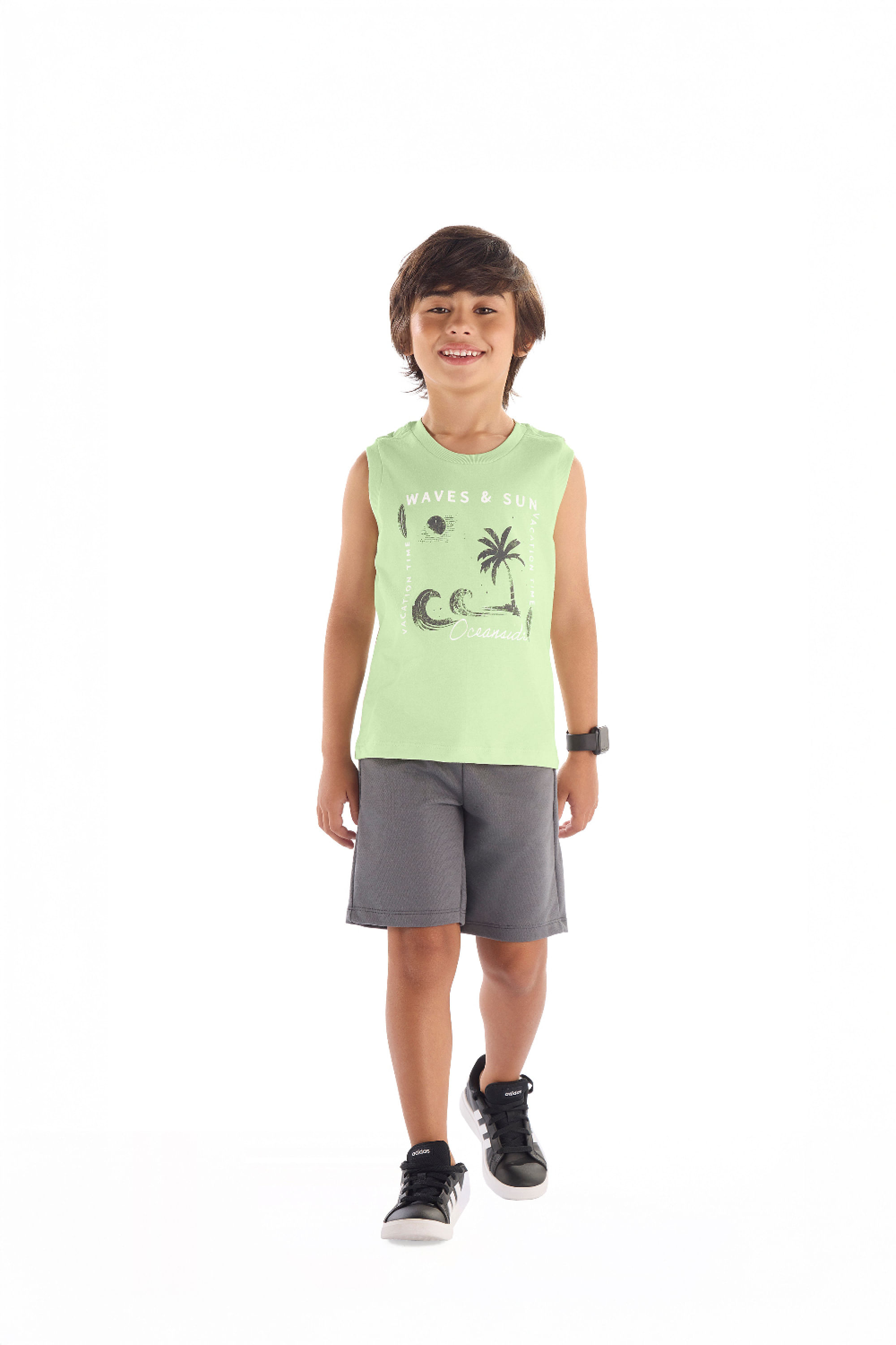 Conjunto Infantil com Regata Estampada e Bermuda (Verde Claro) Quimby