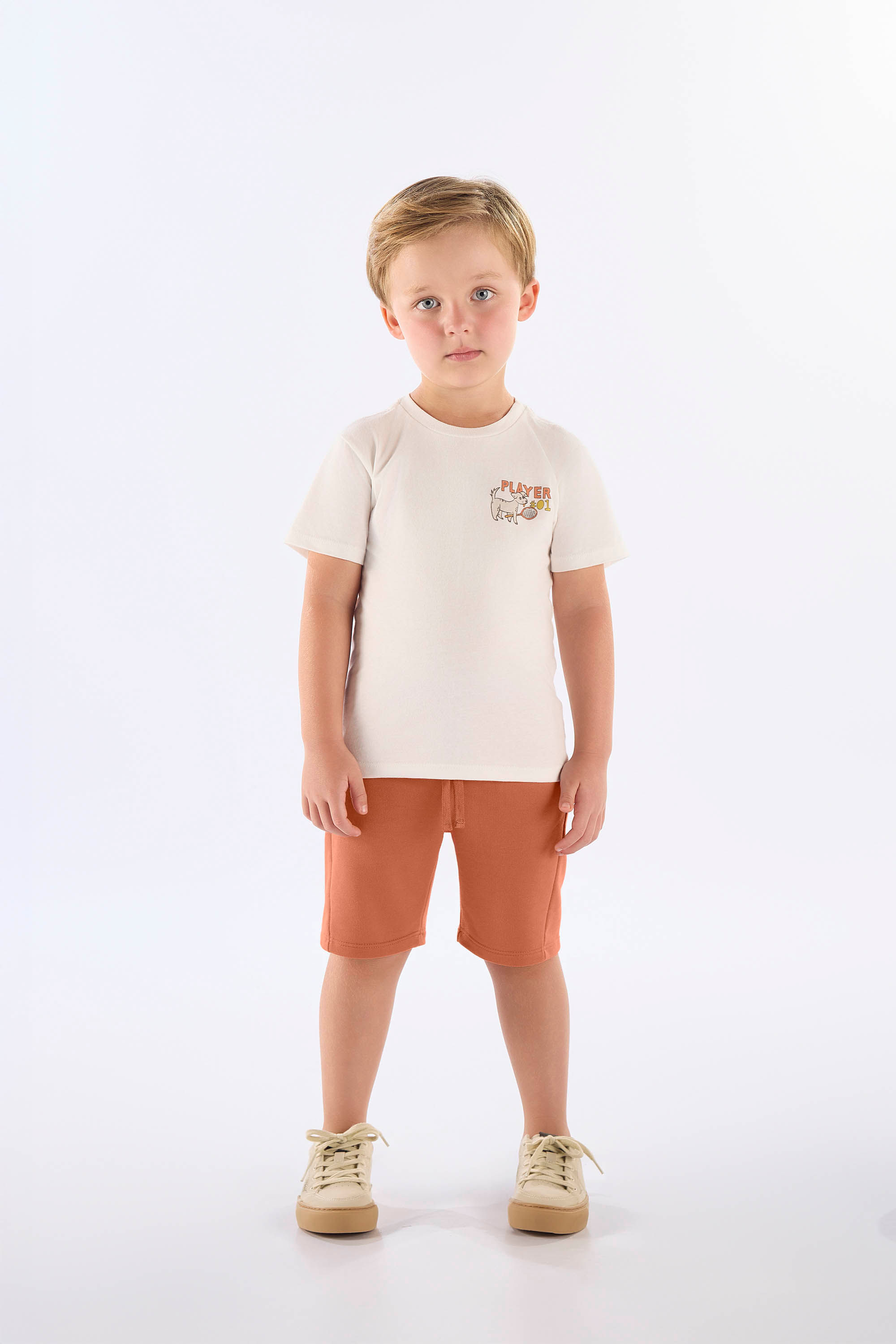 Conjunto Infantil Masculino com Camiseta Estampada e Bermuda (Off White) Up Baby