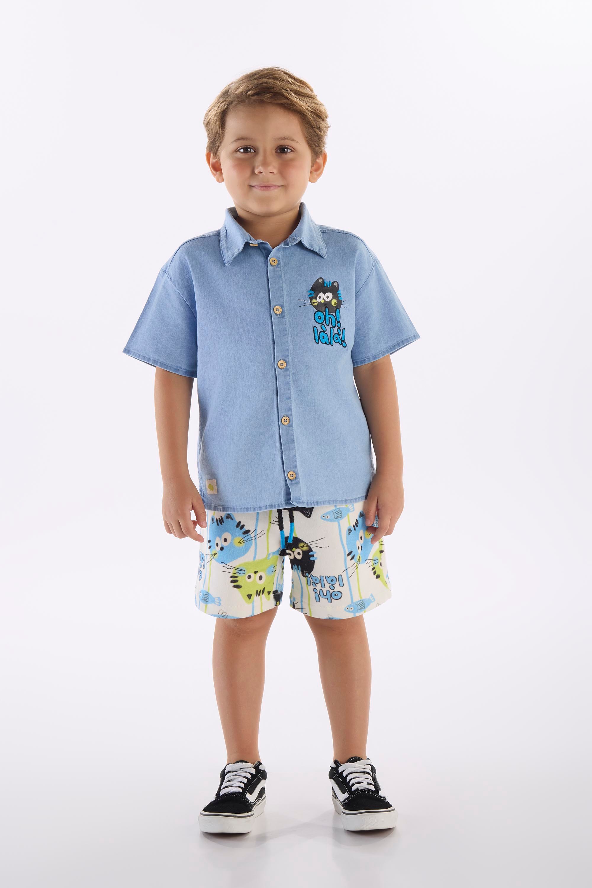 Conjunto Gatos Infantil Masculino com Camisa e Bermuda (Azul Claro) Três e Já