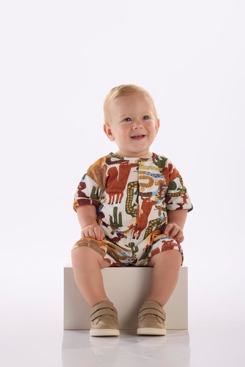 Macaquinho Oásis para Bebê Menino em Algodão (Off White) Três e Já