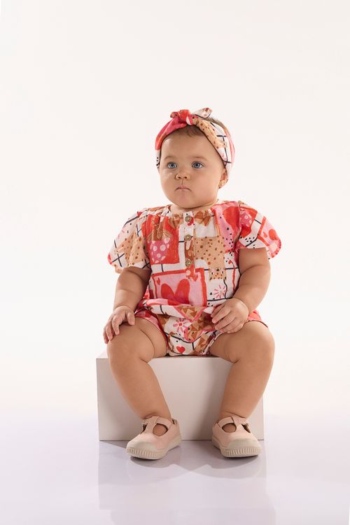 Macaquinho para Bebê Menina Gatinhos em Viscolinho (Off White) Três e Já