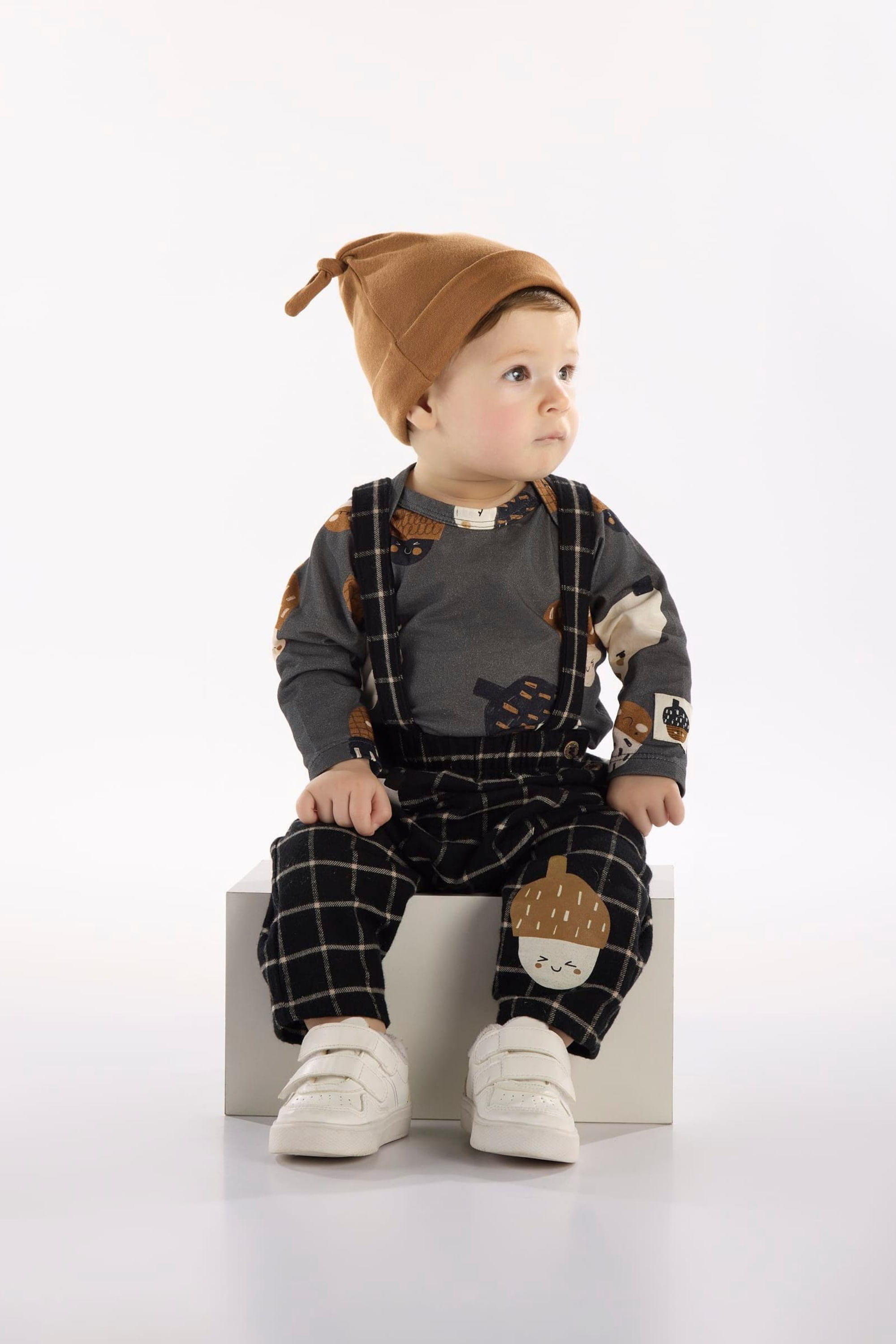 Conjuntos Nozes para Bebê Menino com Body e Jardineira (Cinza) Três e Já