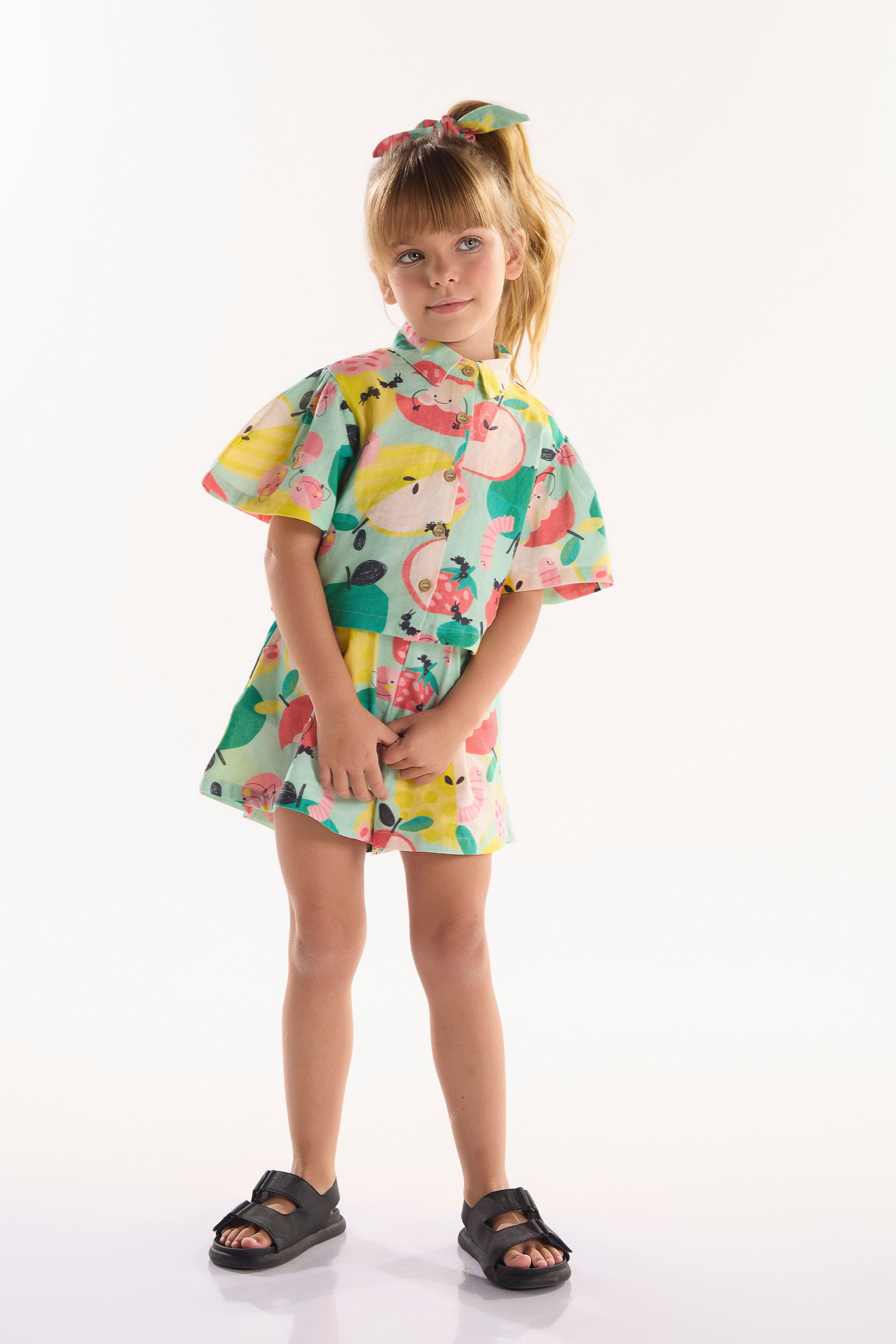 Conjunto Infantil Feminino com Camisa e Short (Verde) Três e Já