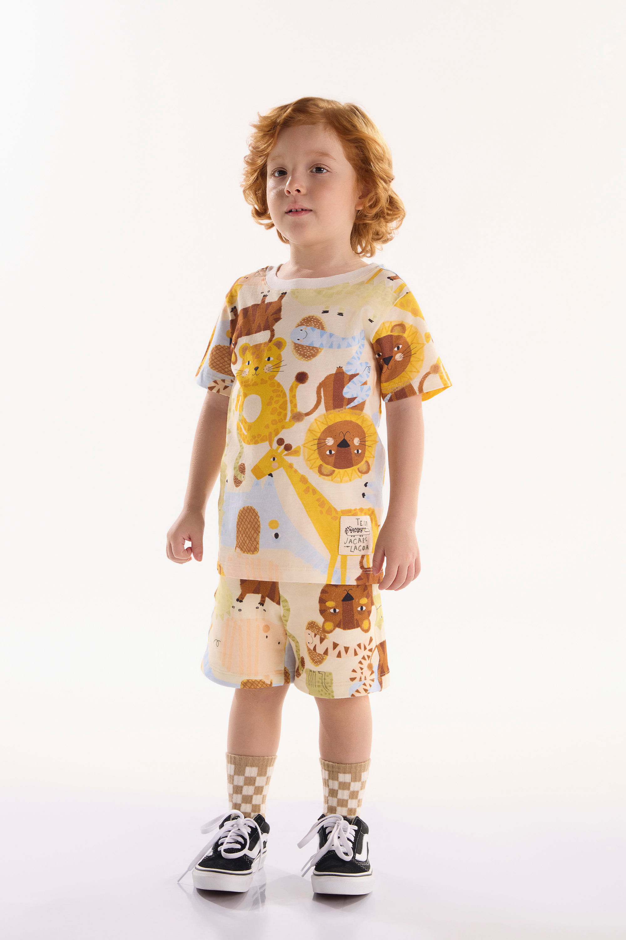 Conjunto Safári Infantil Masculino com Camiseta e Bermuda (Off White) Três e Já