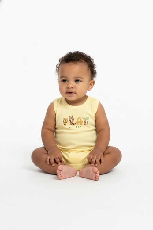 Macaquinho Regata em Suedine Essentials para Bebê Menino (Amarelo Claro) Up Baby