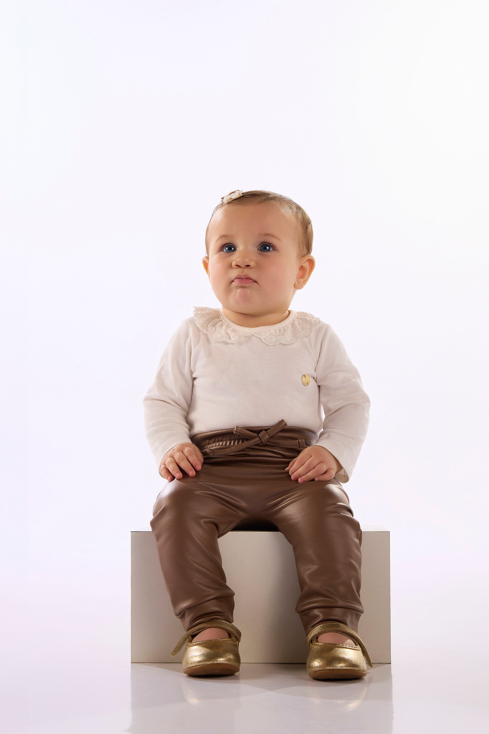 Calça Infantil Menina Em Malha Cirrê Peluciada (Marrom) Up Baby