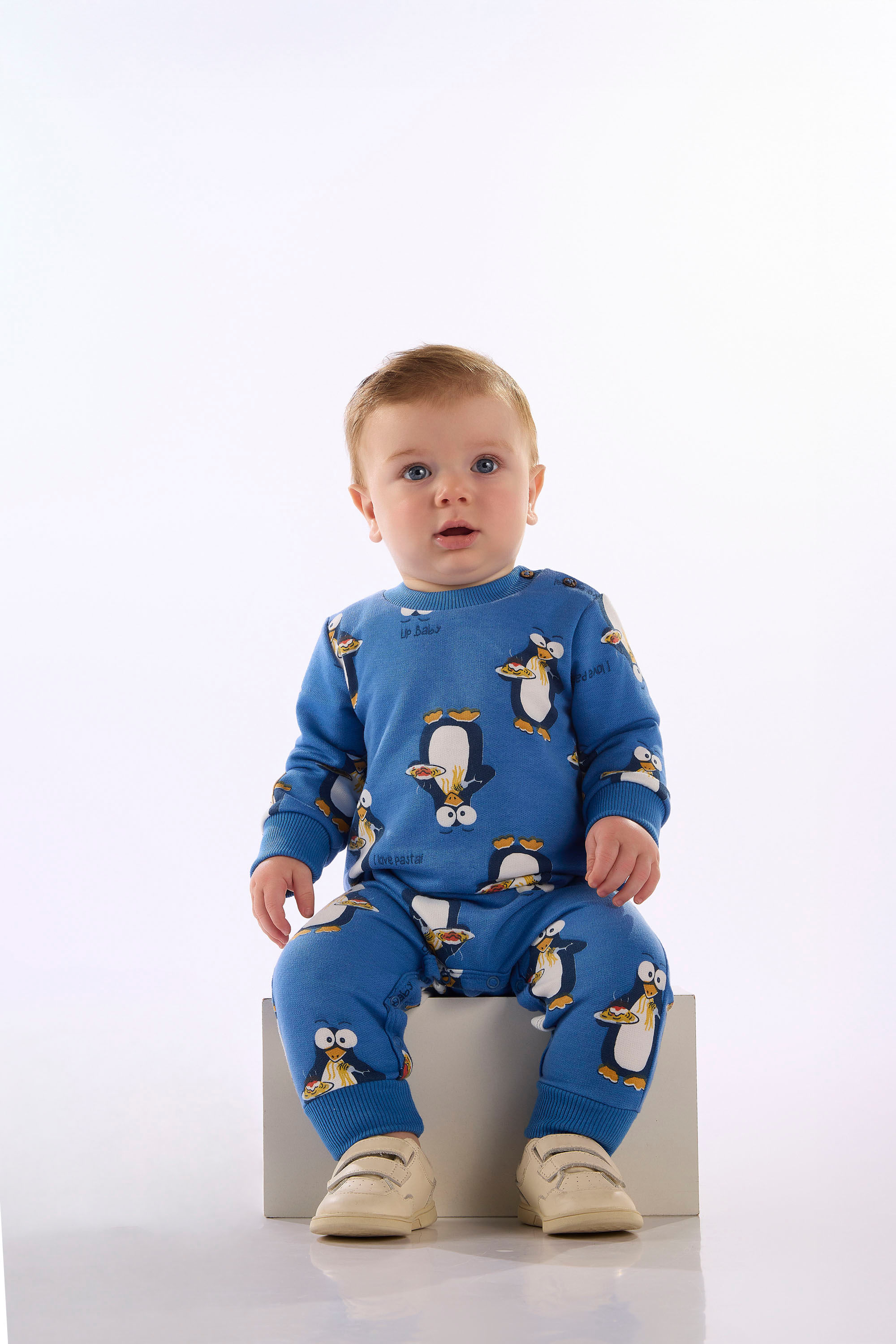 Macacão Bebê Em Moletom Estampado Penguin (Azul) Up Baby
